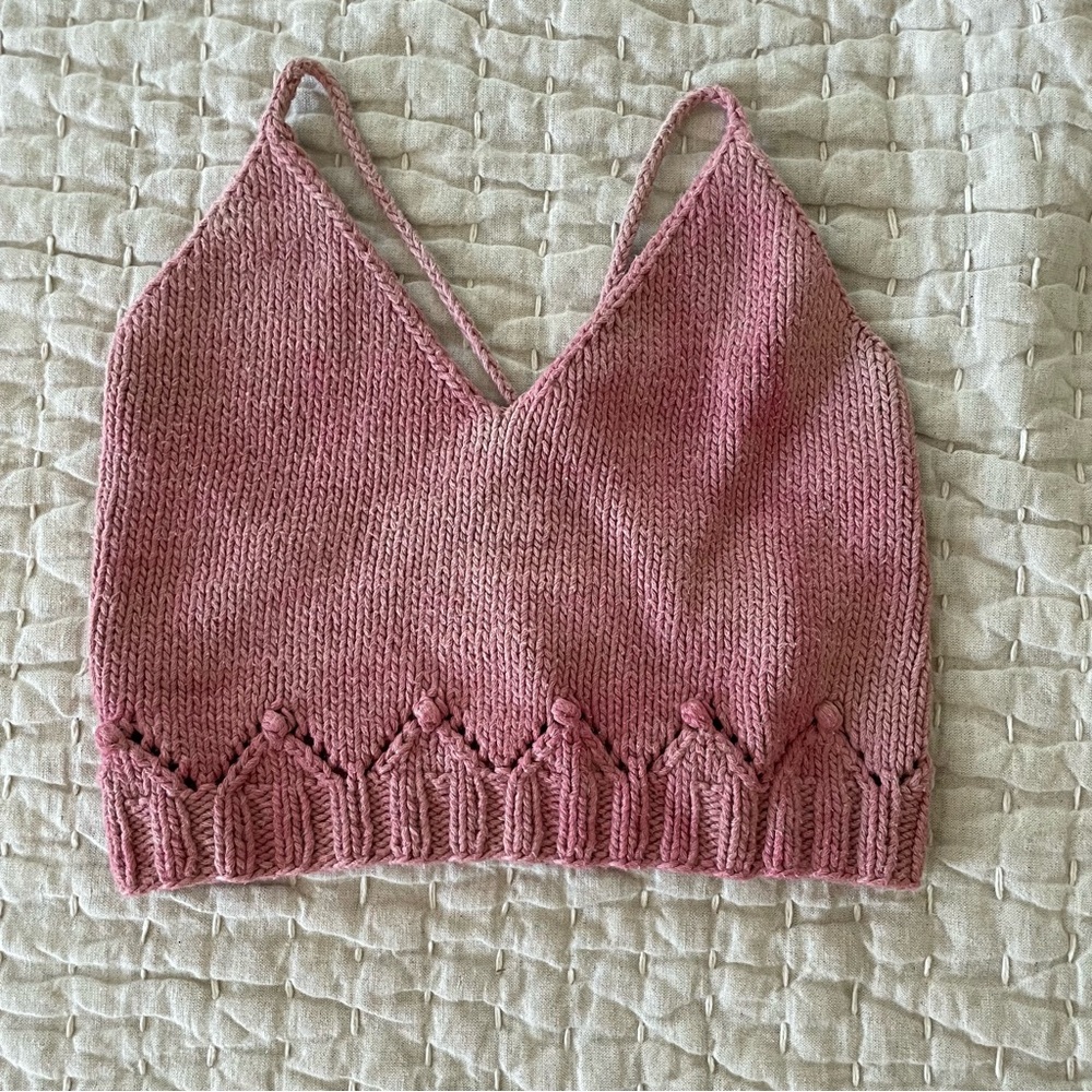 Misha & Puff little gull beach top